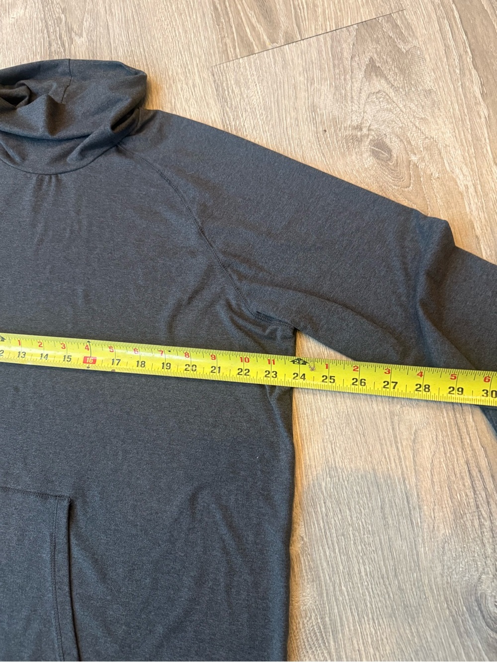 Eddie Bauer Gorpcore Funnel Neck Long Sleeve Pullover Charcoal Gray Thumbholes - Picture 7 of 11